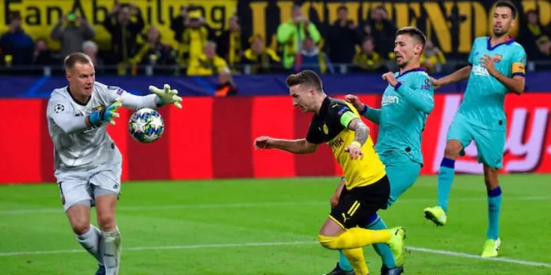 Pha cản phá bằng chân của Ter Stegen ở phút 55